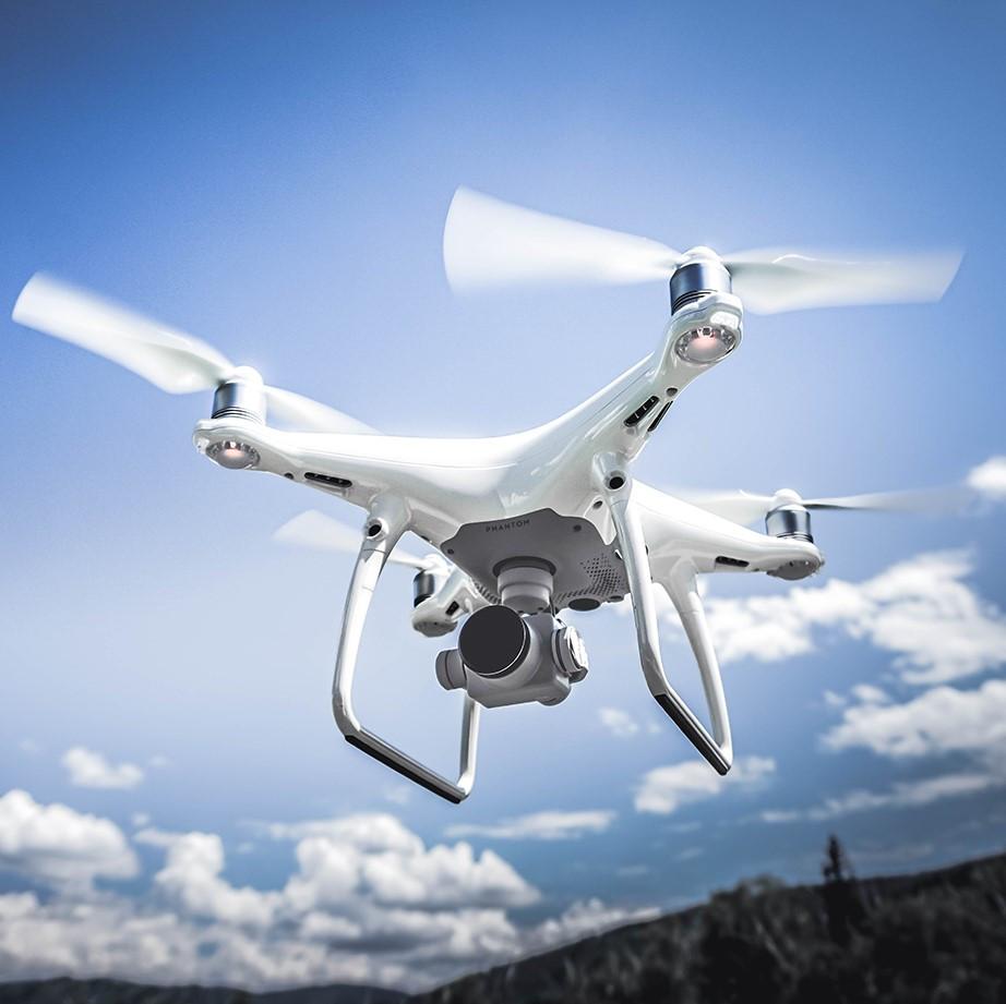 DJI_Phantom_4_Pro_2_2000x DJI_Phantom_4_Pro_2_2000x
